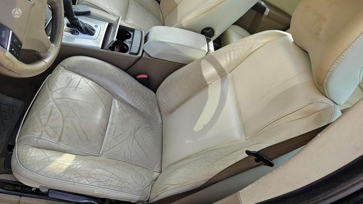 Volvo XC90 - 12