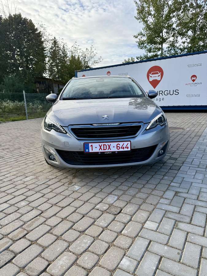 Peugeot 308 - 4
