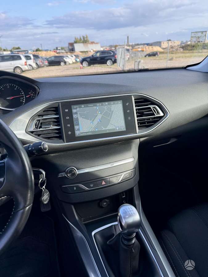 Peugeot 308 - 10