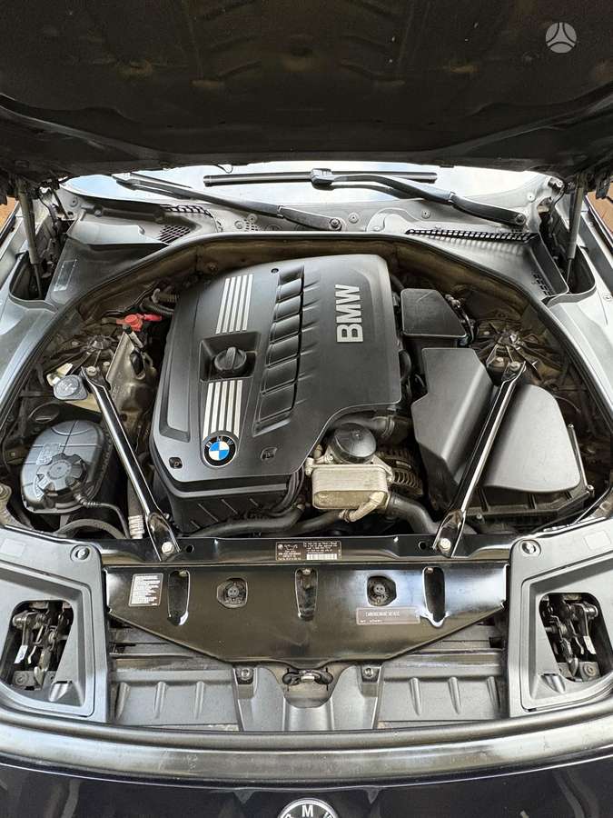 BMW 528, 3.0 l., Седан