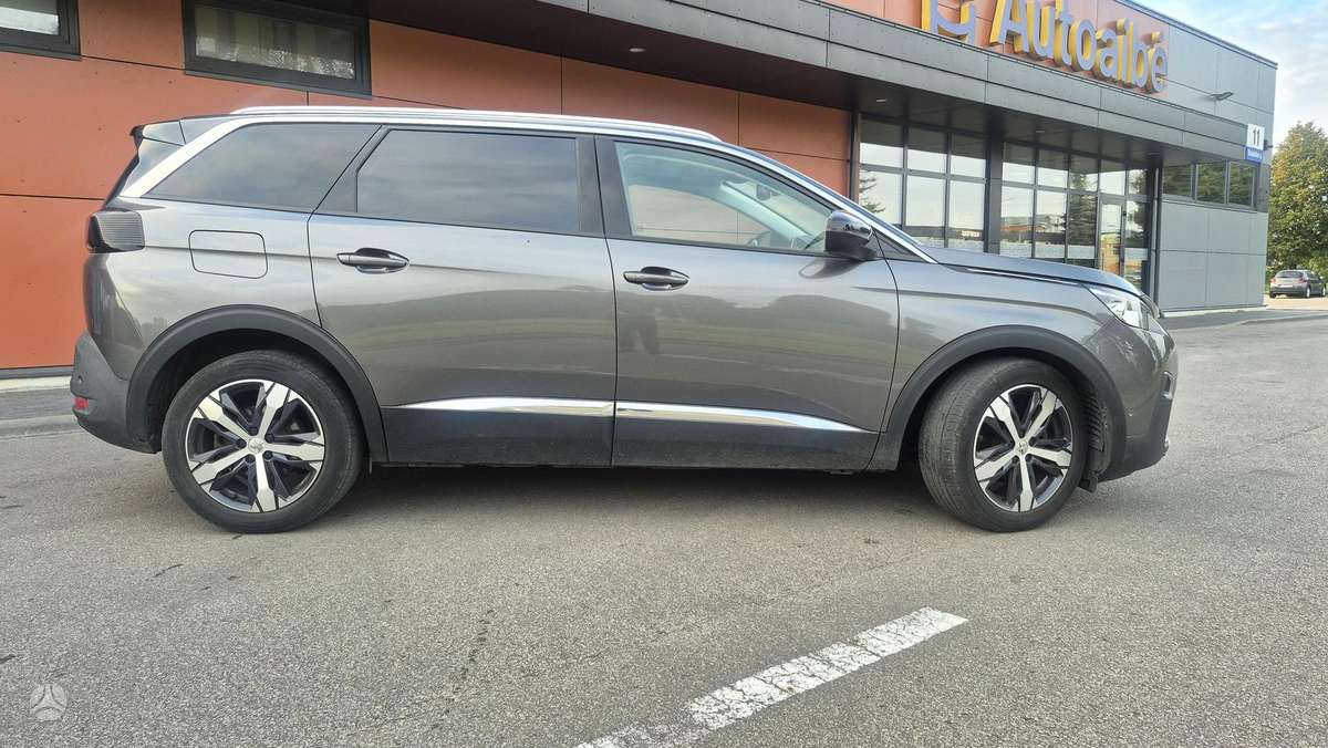 Peugeot 5008 - 2
