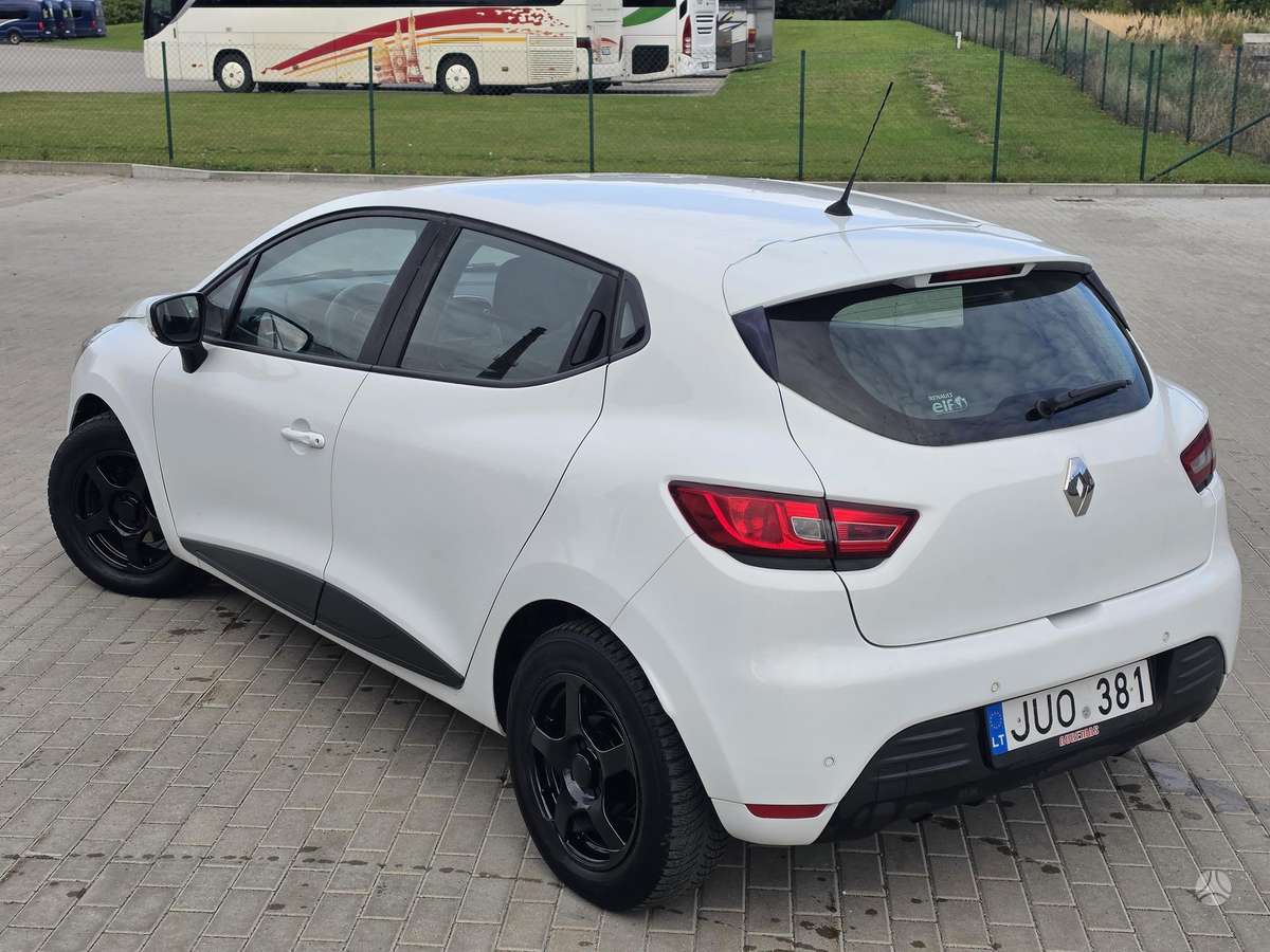 Renault Clio - 5