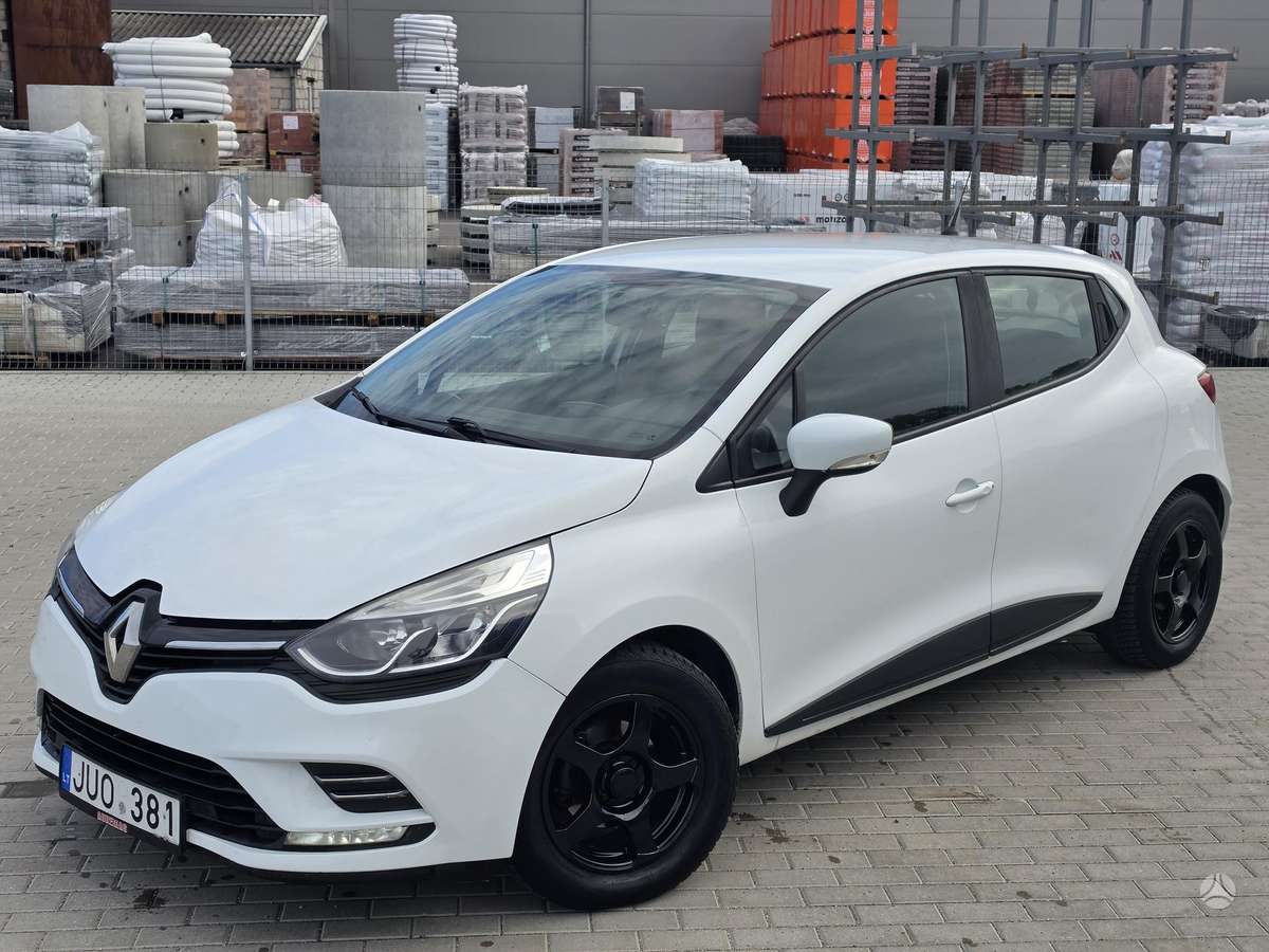 Renault Clio - 6