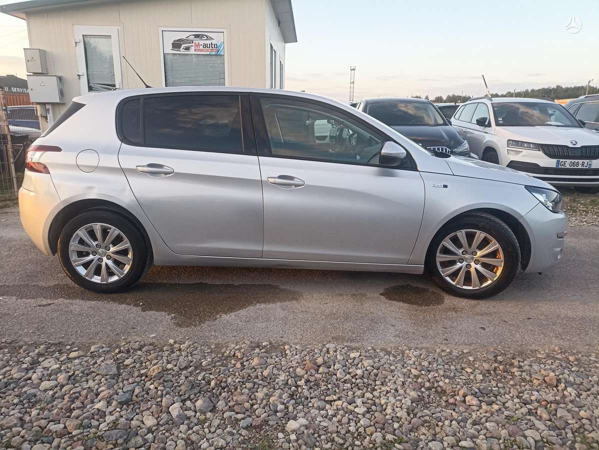 Peugeot 308 - 3