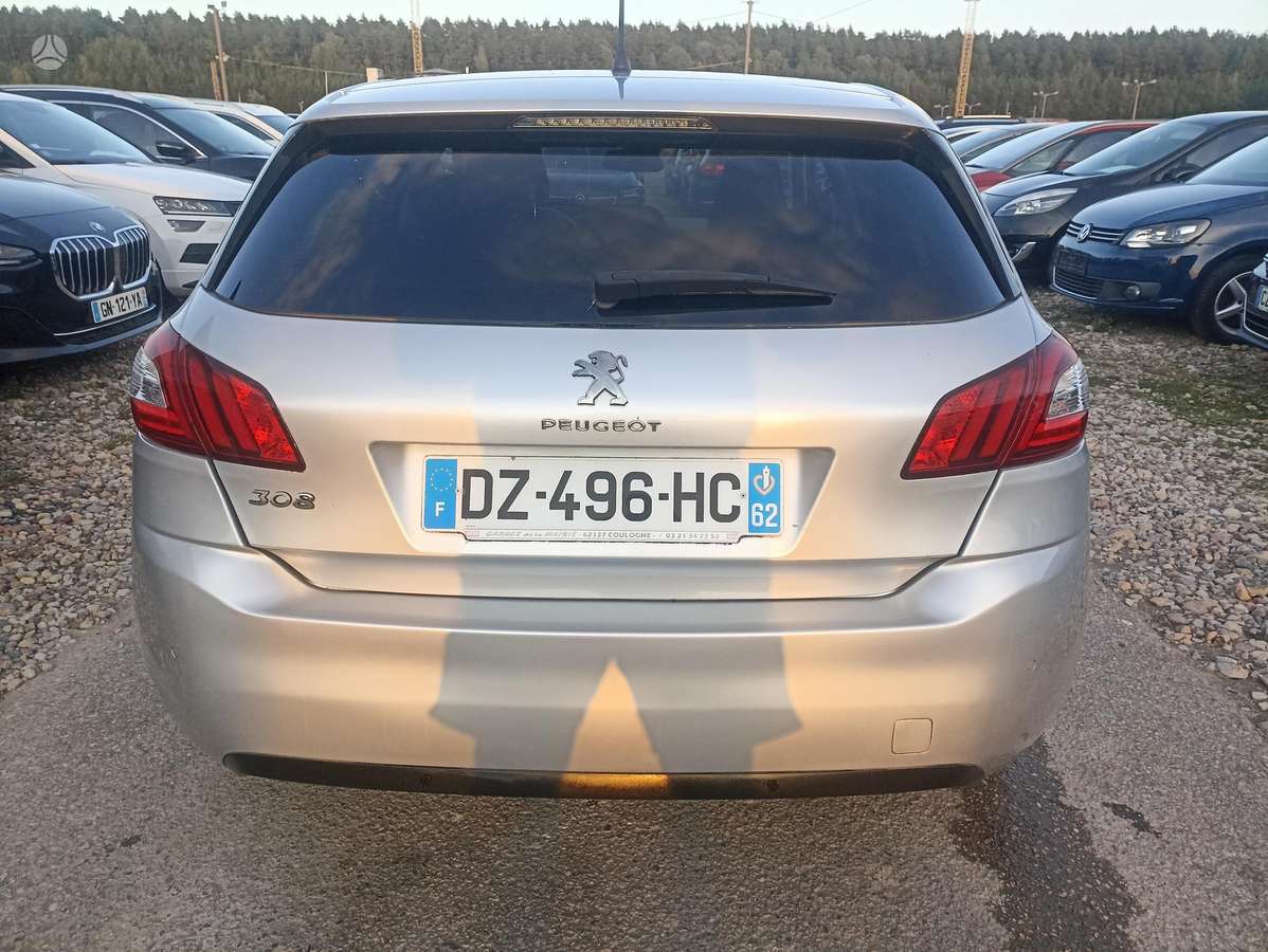 Peugeot 308 - 4