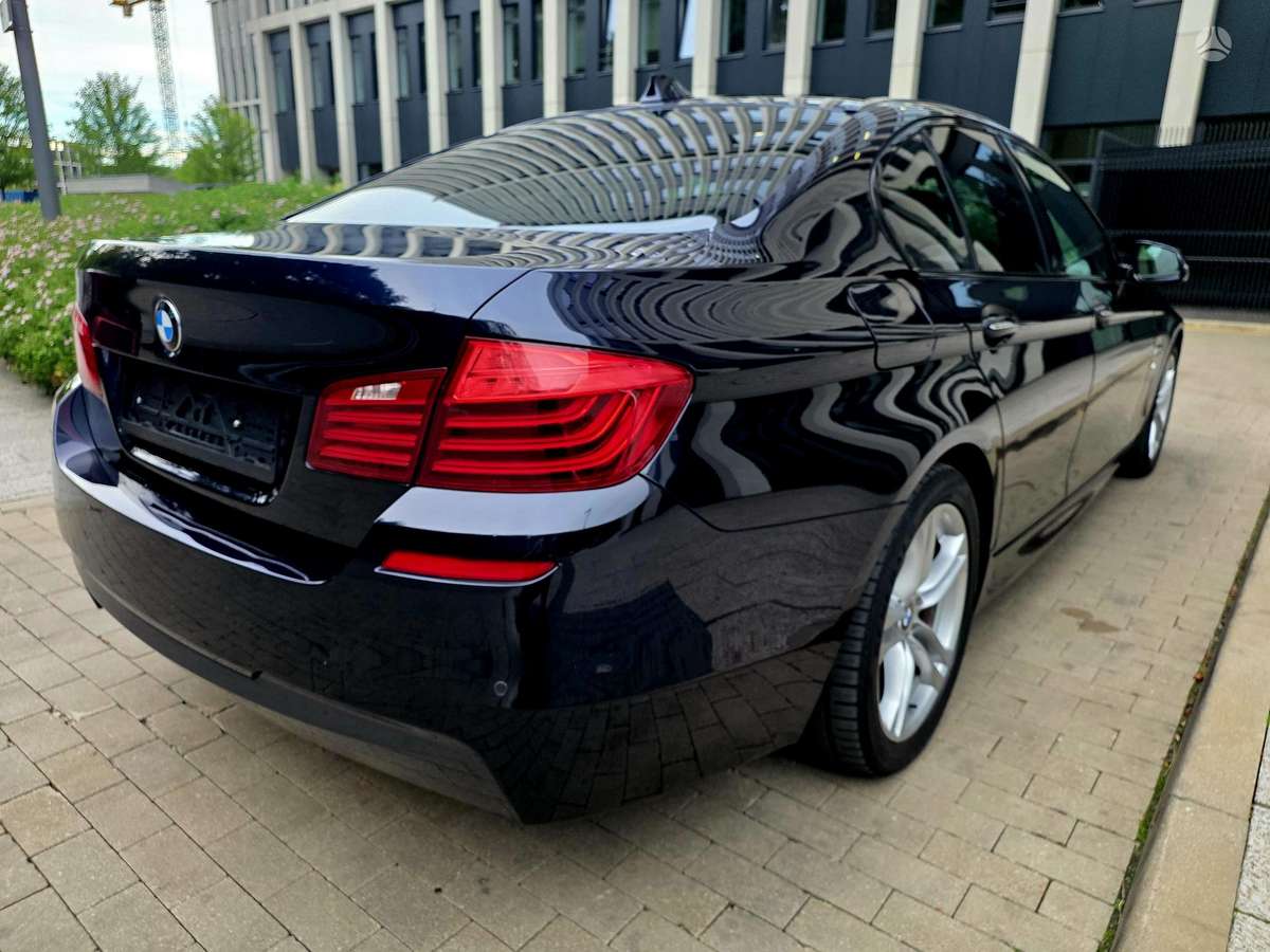 BMW 530, 3.0 l., Седан