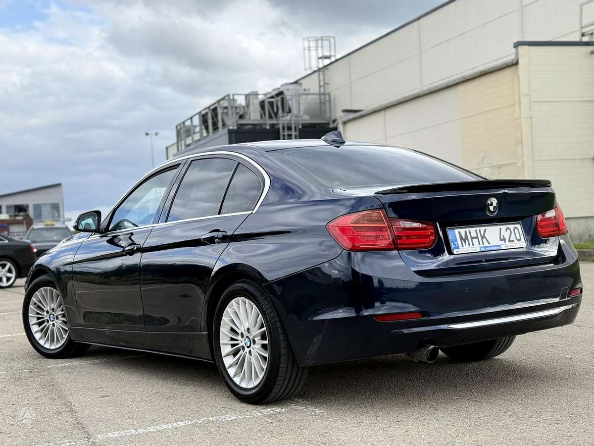 BMW 320 - 6