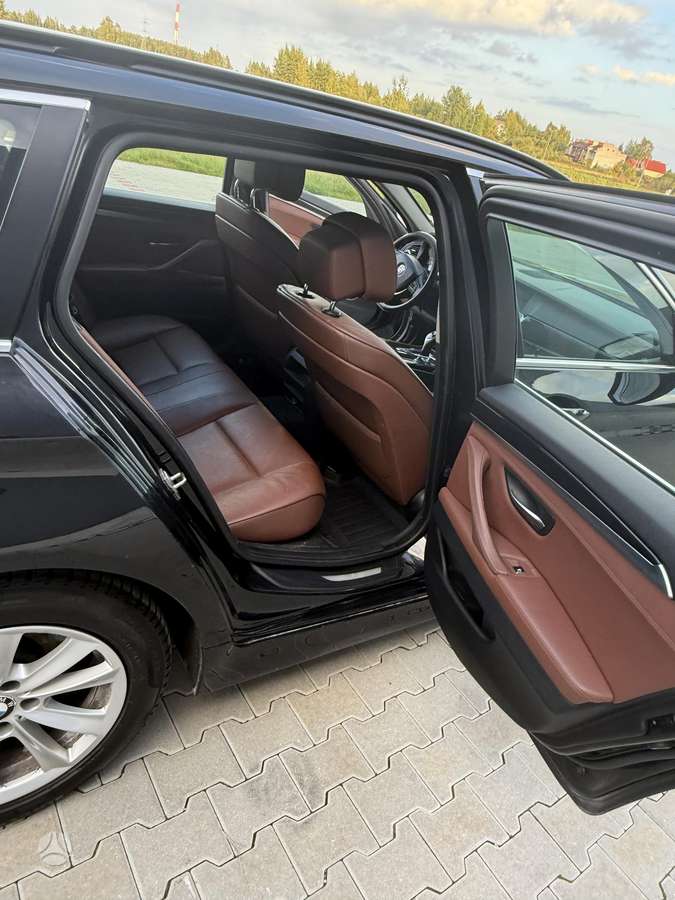 BMW 520, 2.0 l., wagon