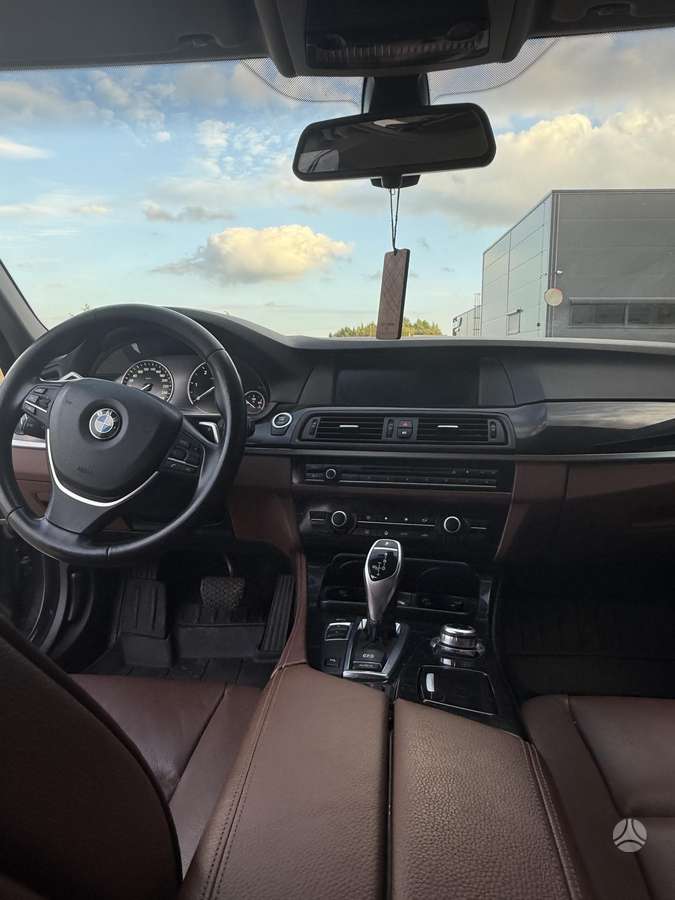 BMW 520, 2.0 l., wagon