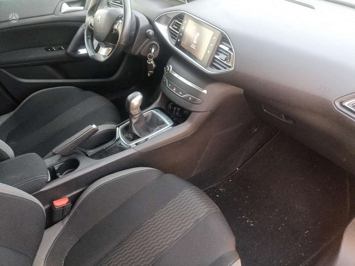 Peugeot 308 - 9