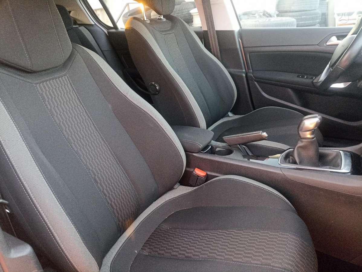 Peugeot 308 - 10