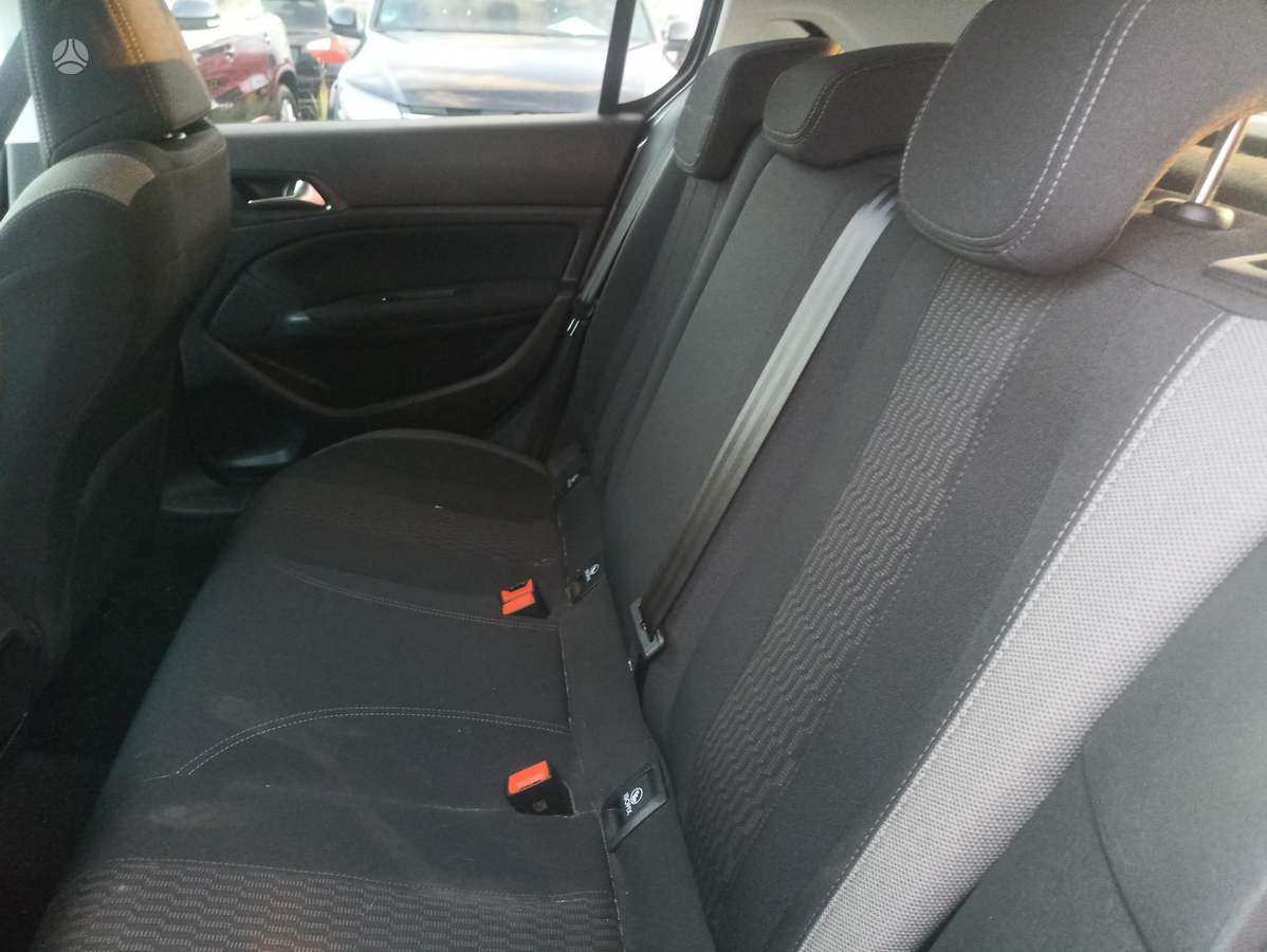 Peugeot 308 - 11