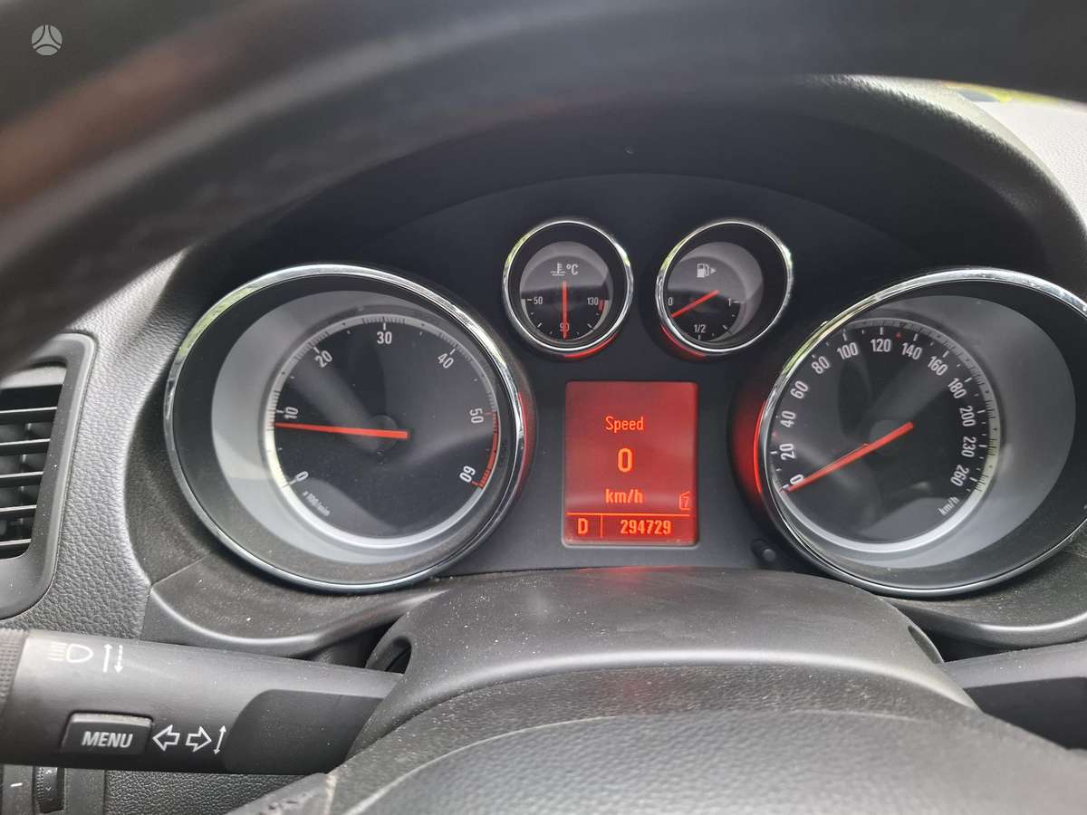 Opel Insignia, 2.0 l., Седан