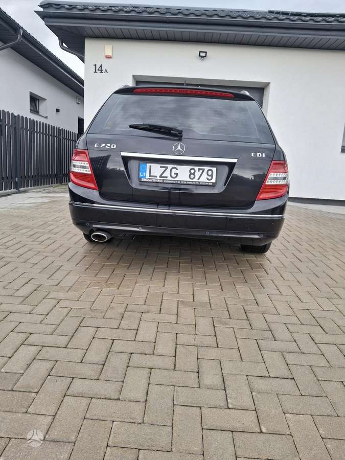 Mercedes-Benz C220 - 5