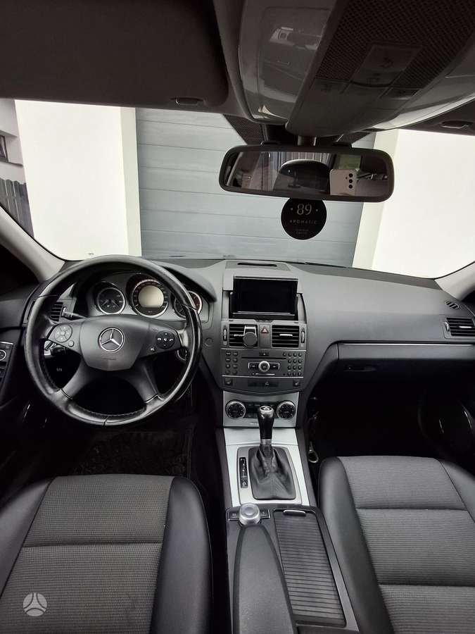 Mercedes-Benz C220 - 6
