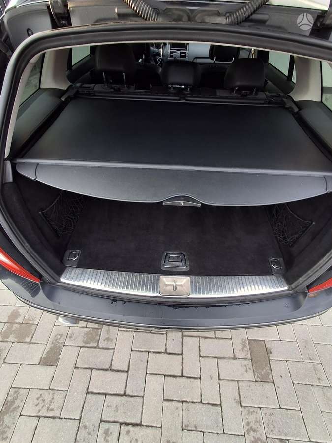 Mercedes-Benz C220 - 8