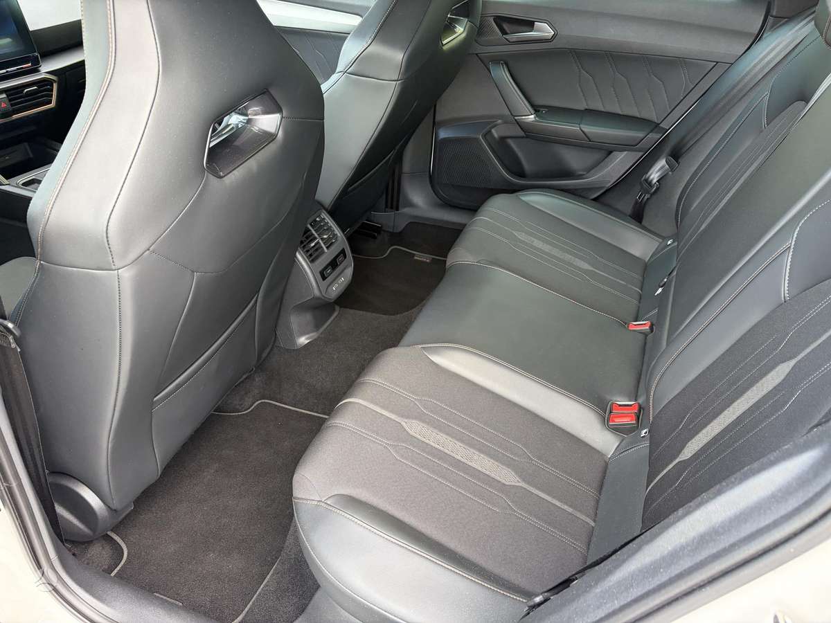 Cupra Leon, 2.0 l., Универсал