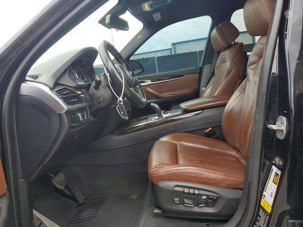 BMW X5 - 12