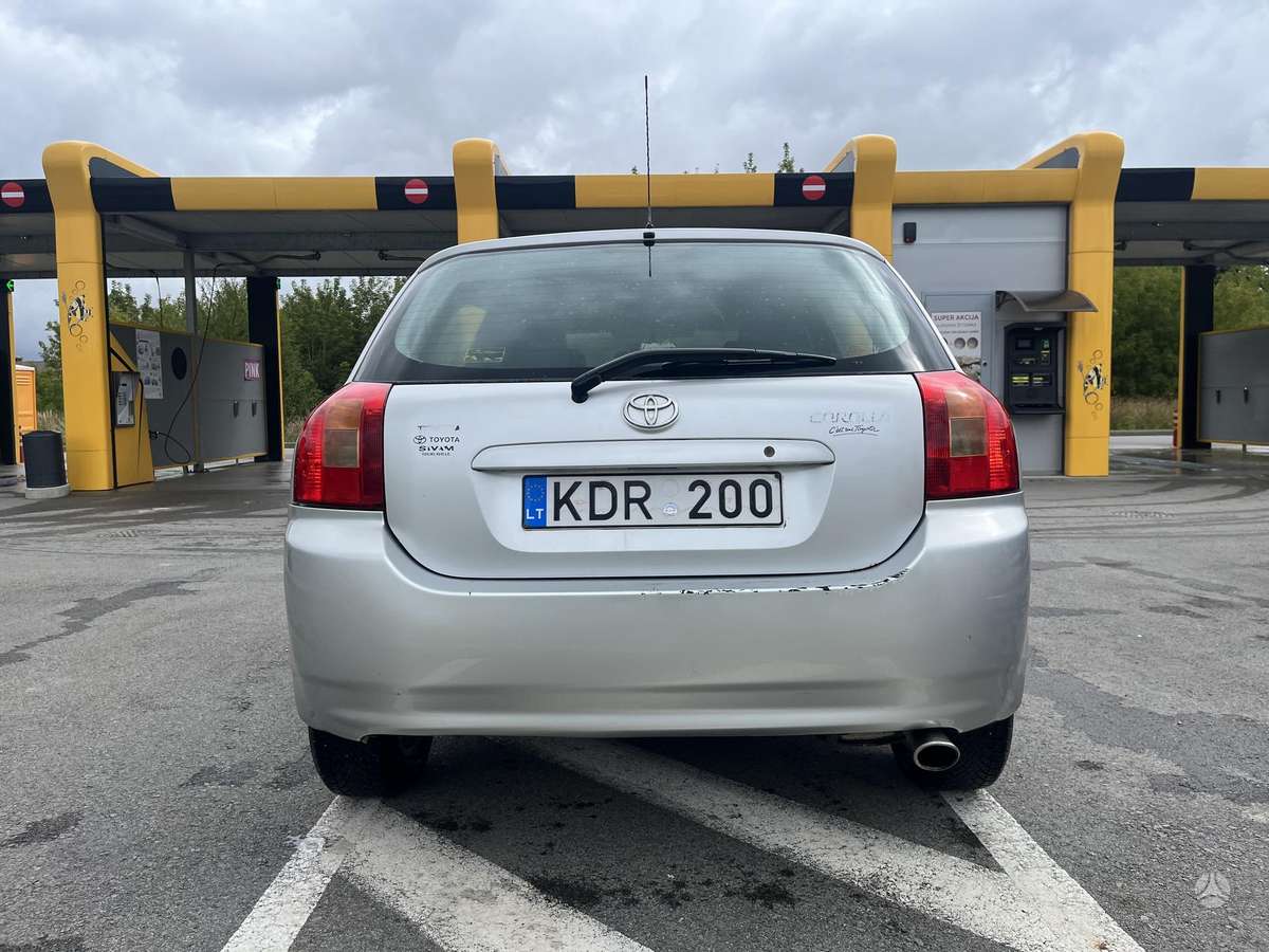 Toyota Corolla - 6