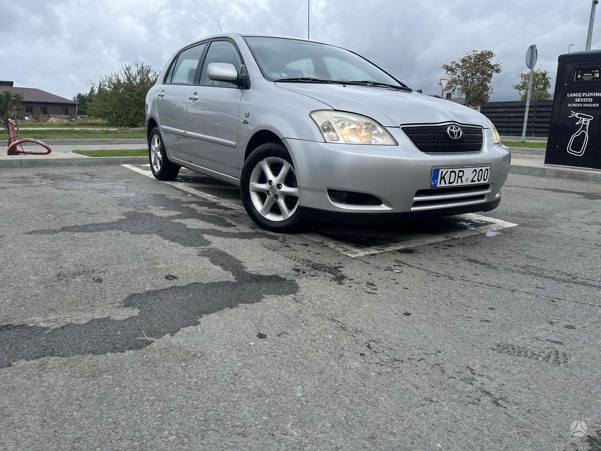 Toyota Corolla - 12