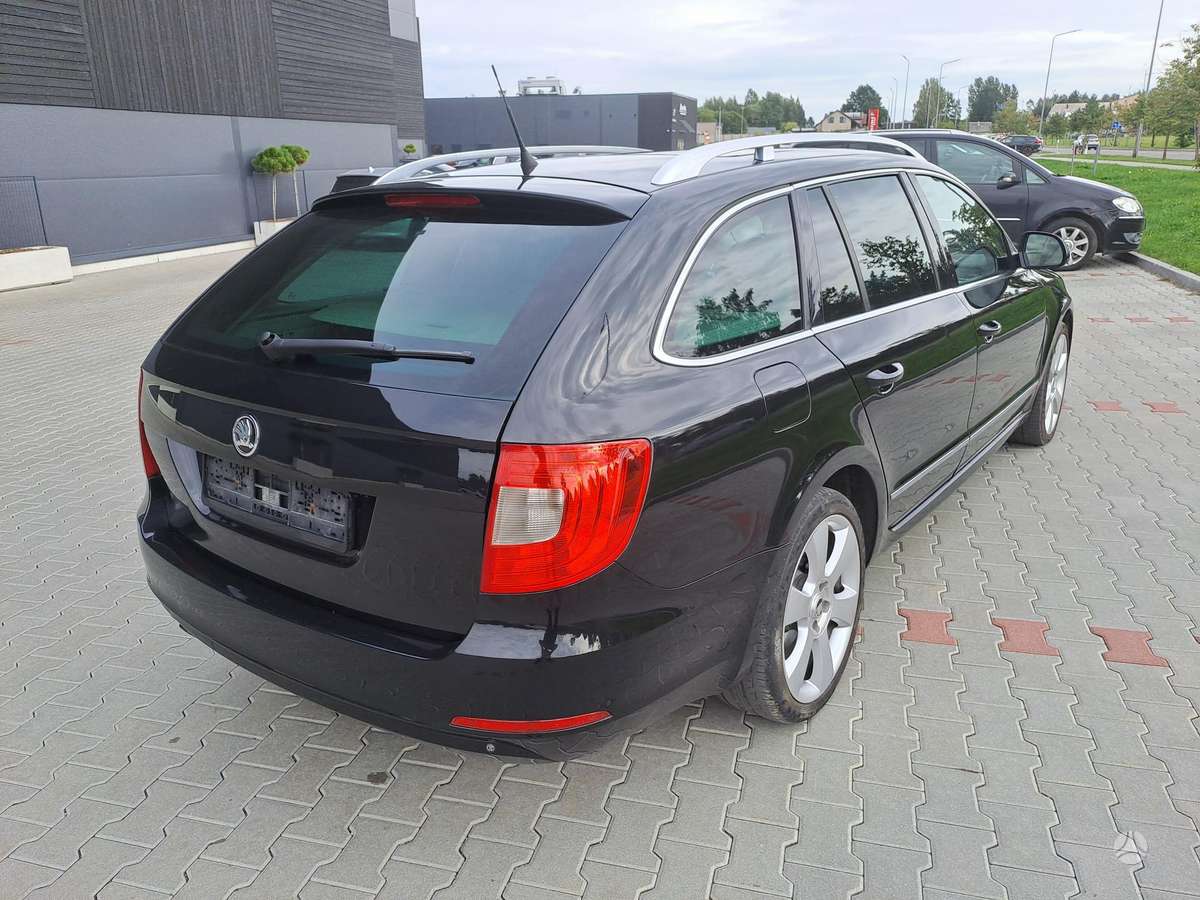 Škoda Superb - 9