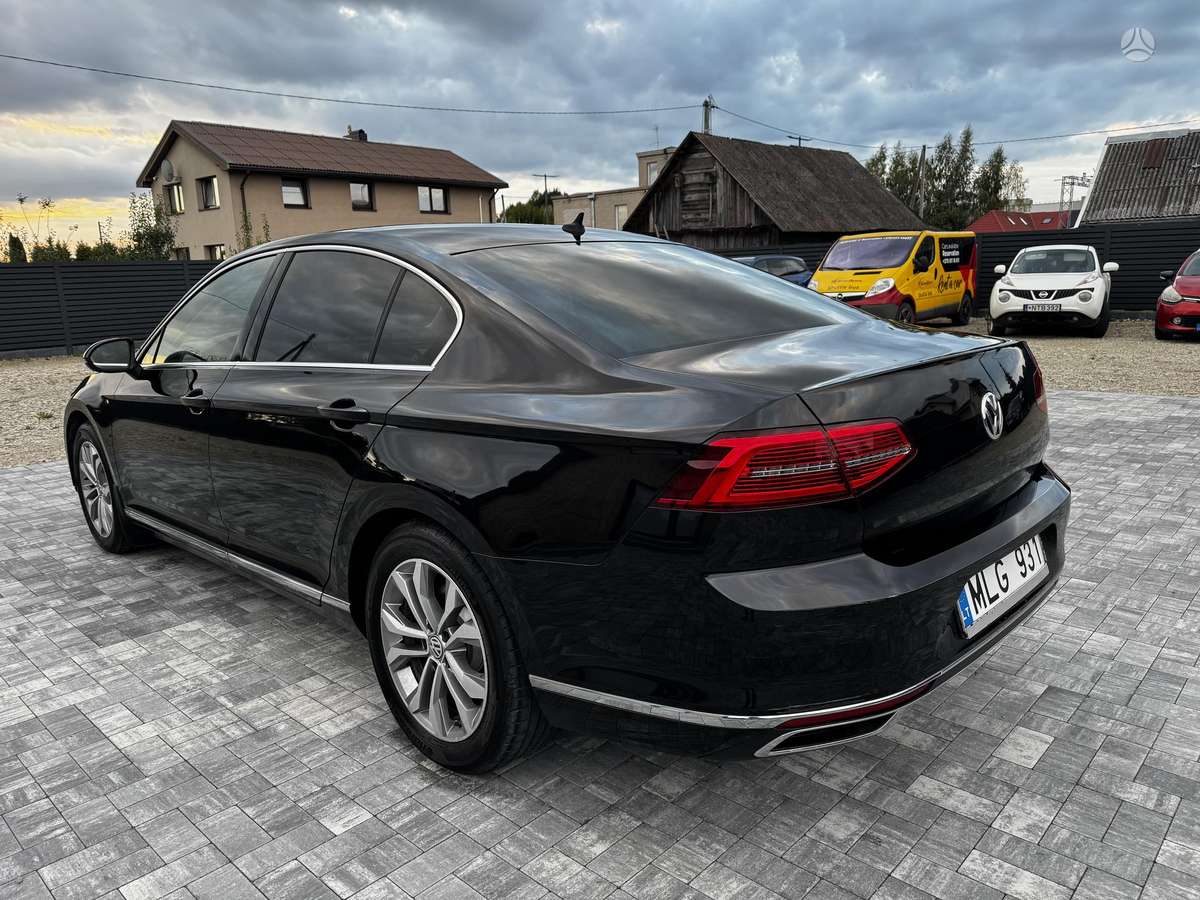 Volkswagen Passat - 7