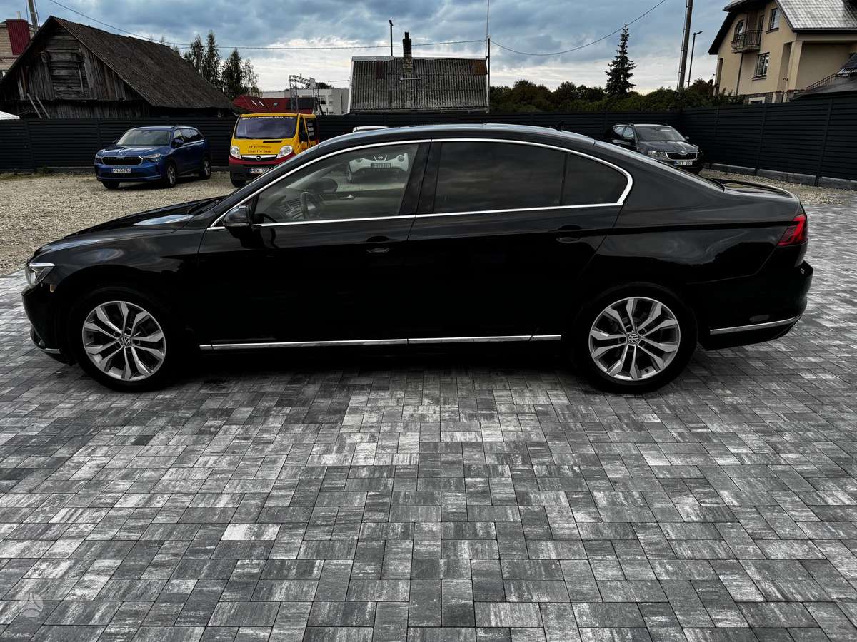 Volkswagen Passat - 8