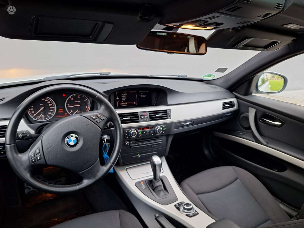 BMW 318, 2.0 l., Универсал