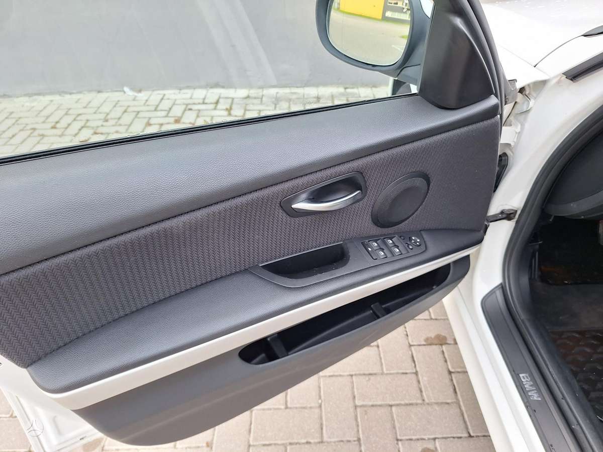 BMW 318, 2.0 l., Универсал