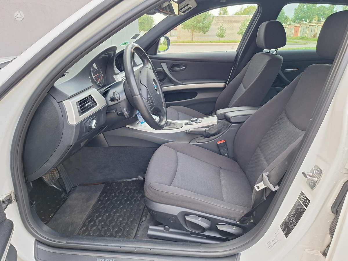 BMW 318, 2.0 l., Универсал