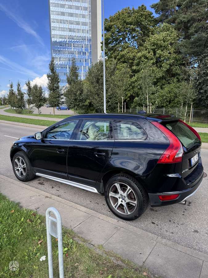 Volvo XC60 - 9