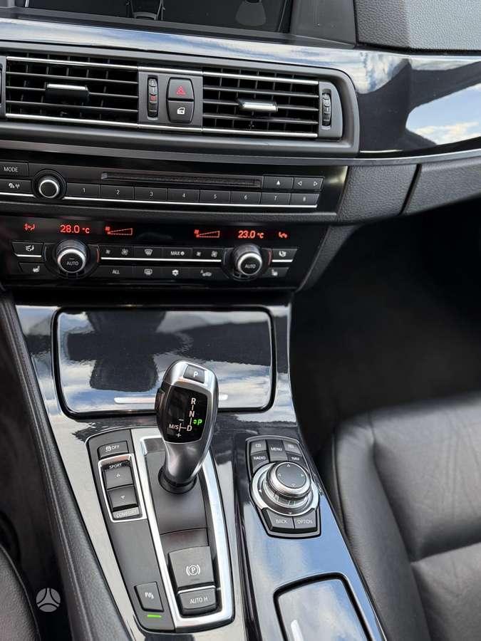 BMW 520, 2.0 l., wagon