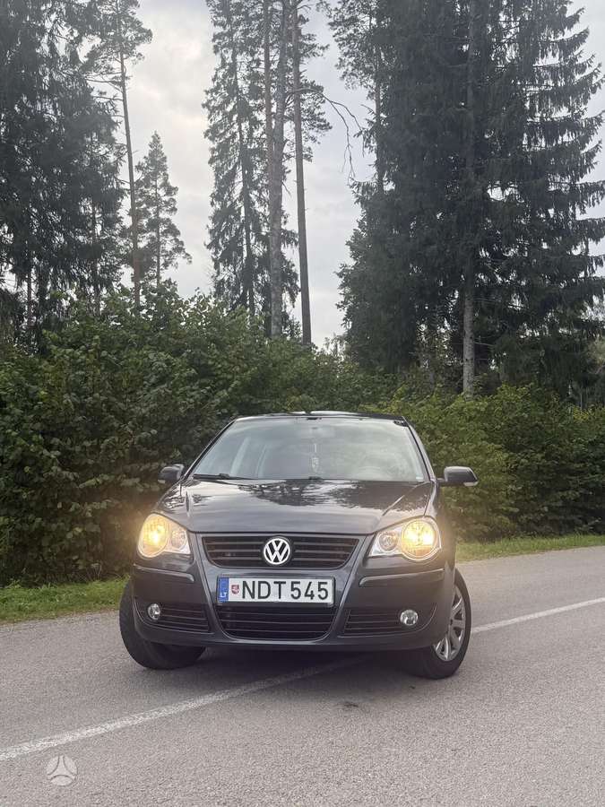 Volkswagen Polo - 2