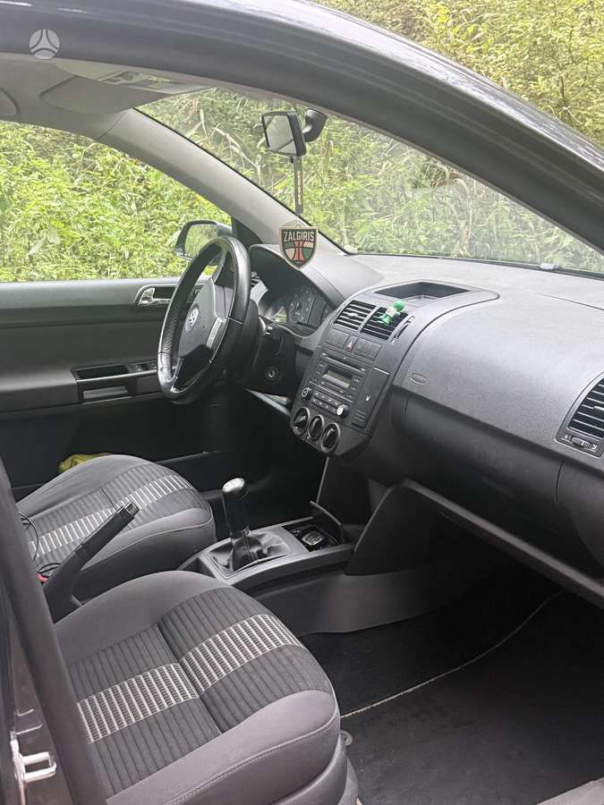 Volkswagen Polo - 10
