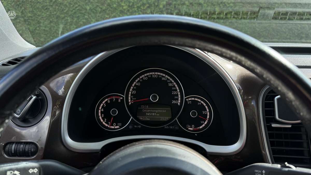 Volkswagen Beetle - 7