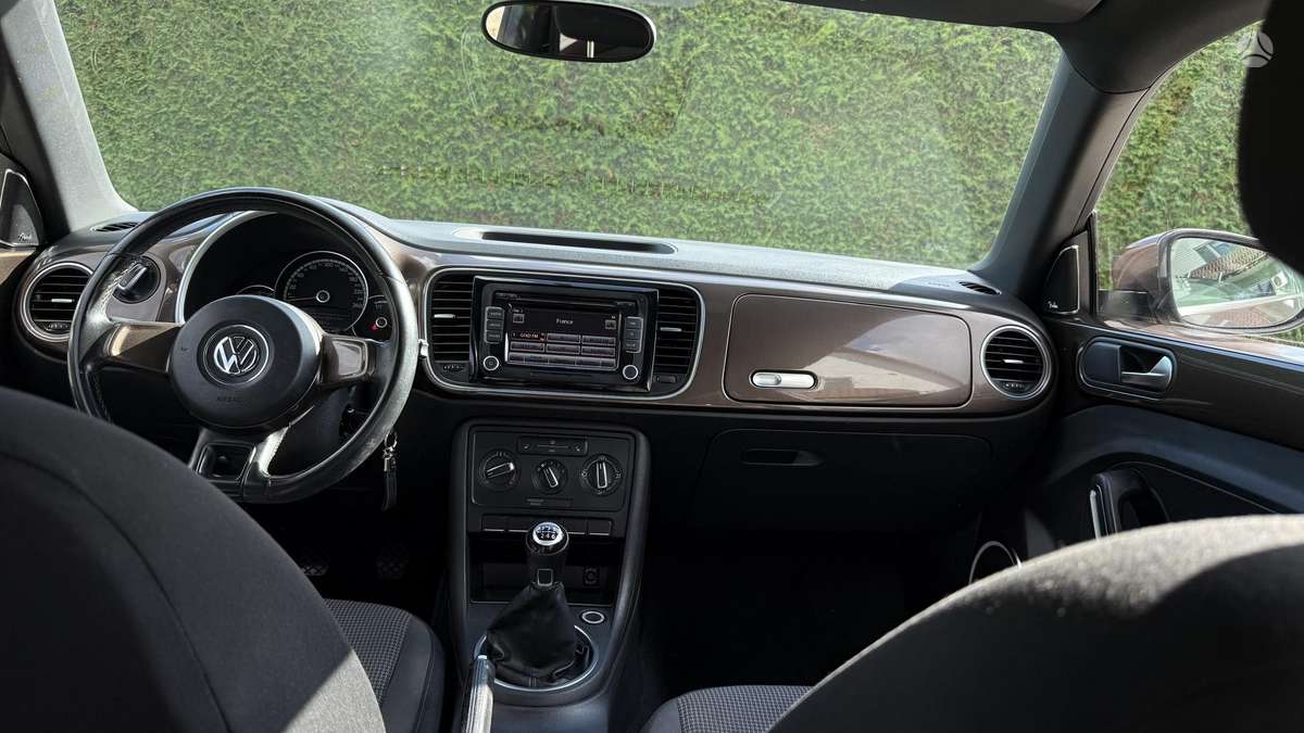 Volkswagen Beetle - 9