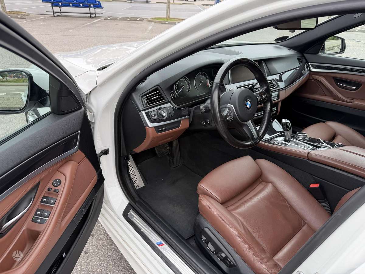 BMW 520, 2.0 l., wagon