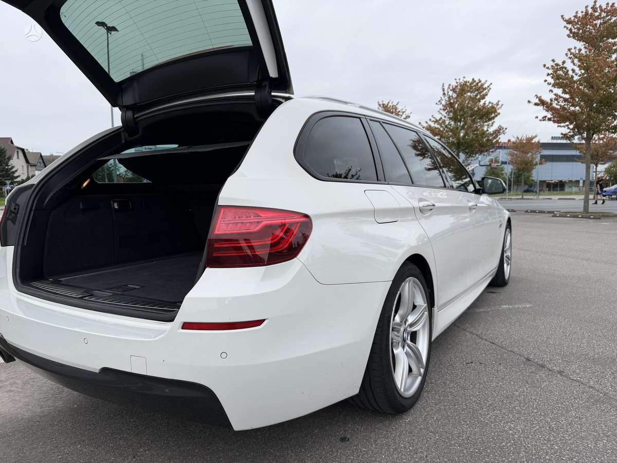 BMW 520, 2.0 l., wagon
