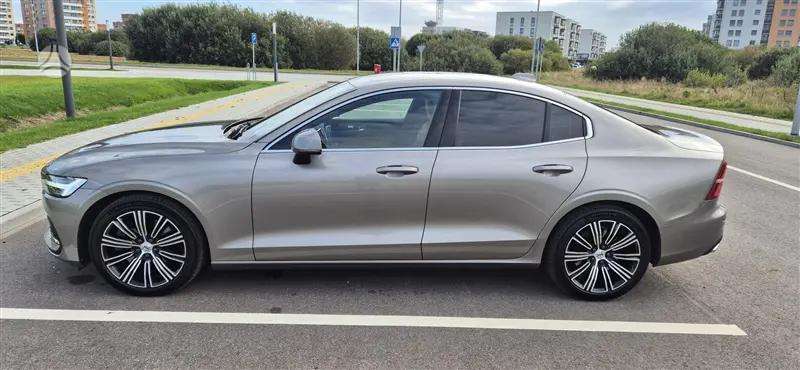 Volvo S60 - 2