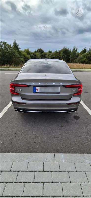 Volvo S60 - 4
