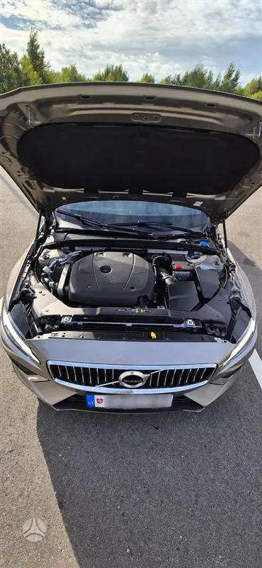 Volvo S60, 2.0 l., Седан