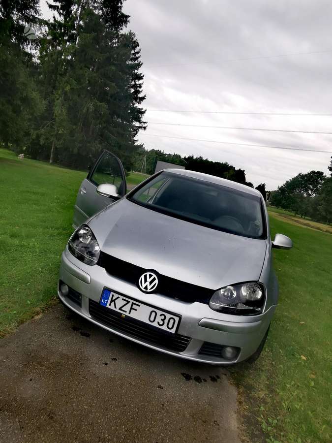 Volkswagen Golf - 2
