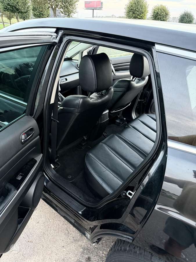 Mazda CX-7, 2.2 l., off-road / crossover