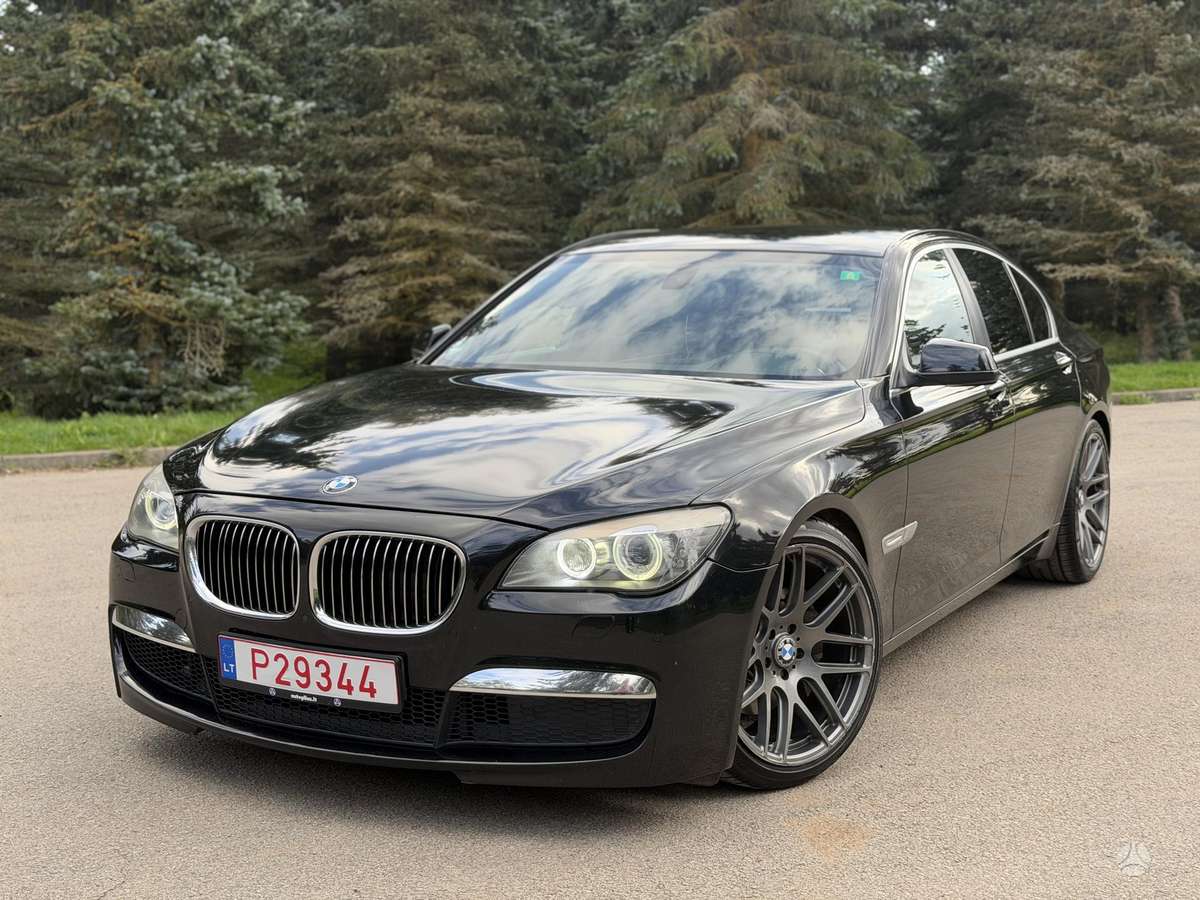 BMW 740, 3.0 l., Седан
