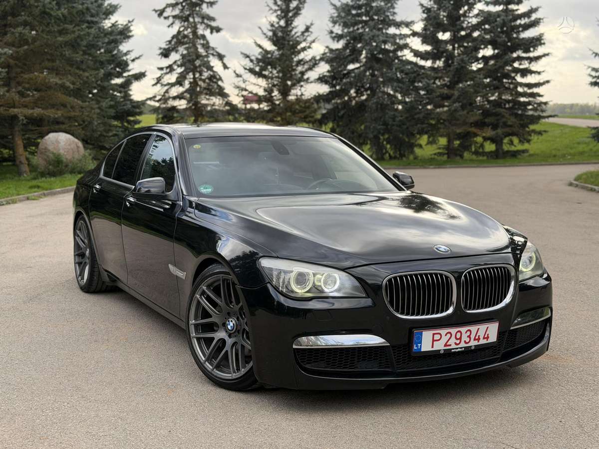 BMW 740, 3.0 l., Седан