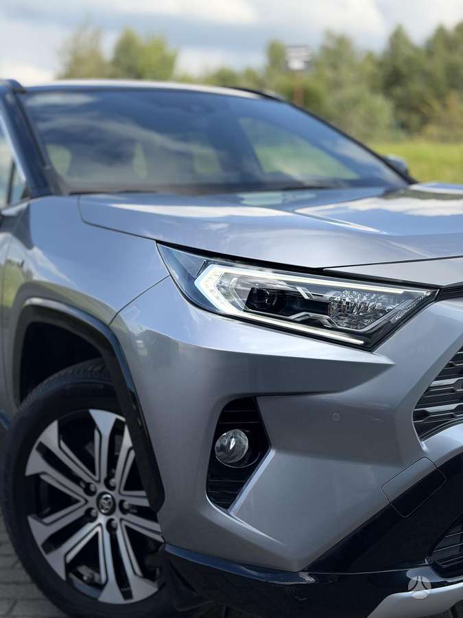 Toyota RAV4 - 12