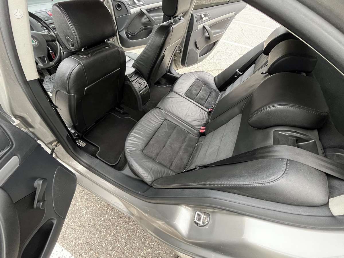 Škoda Octavia - 12