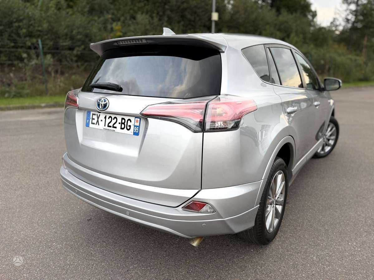 Toyota RAV4 - 7
