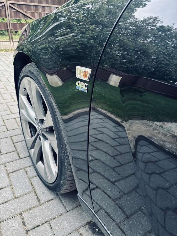 Opel Insignia - 11