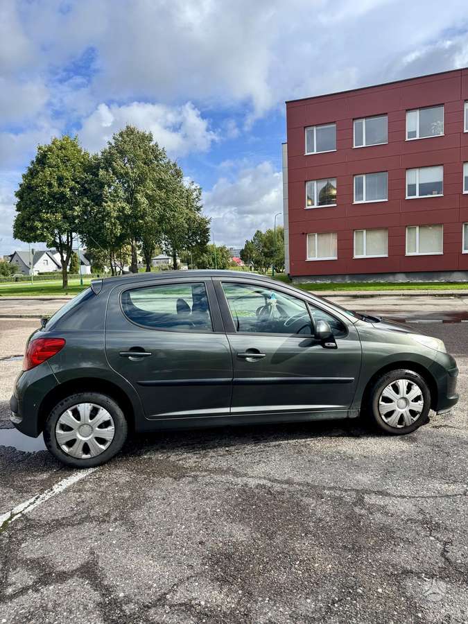 Peugeot 207 - 2
